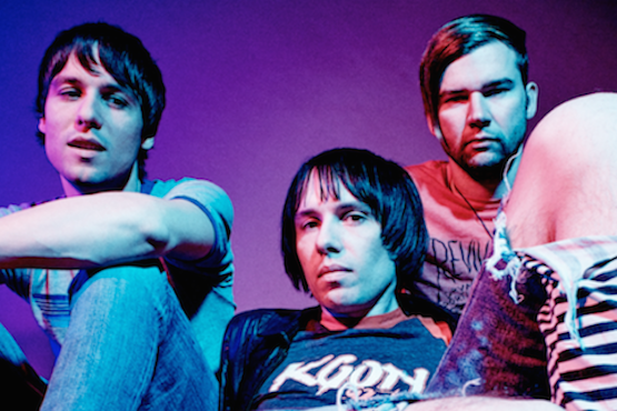 The Cribs – Ignore The Ignorant