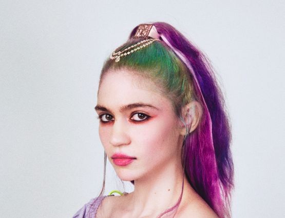 Grimes – Visions