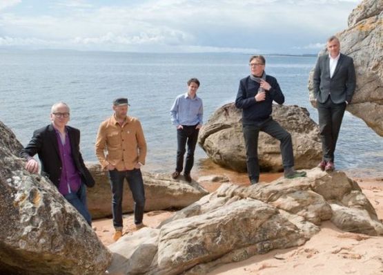 Teenage Fanclub – Here