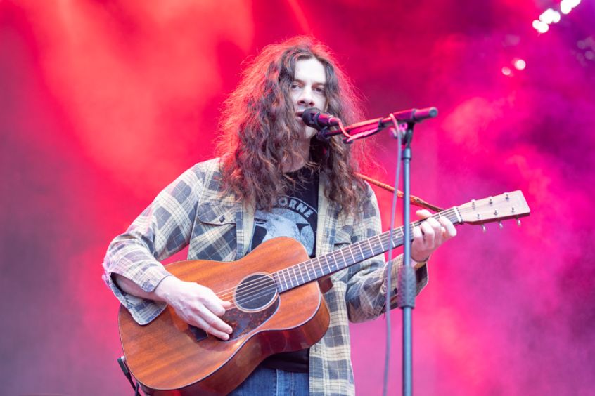 Ascolta il terzo estratto dal nuovo disco di Kurt Vile