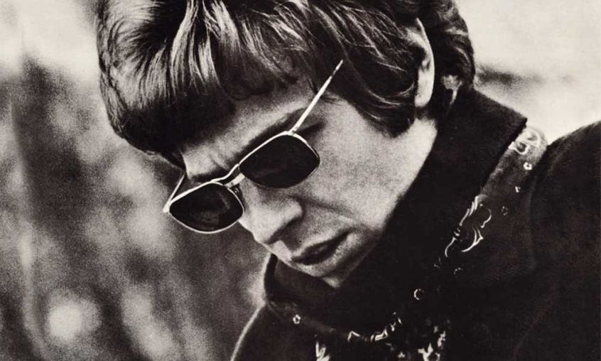 RIP Scott Walker. La carriera del cantante e compositore in un’infografica.