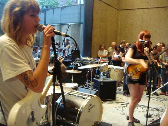 Vivian Girls – Memory