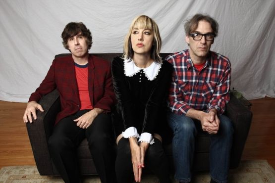 The Muffs – No Holiday