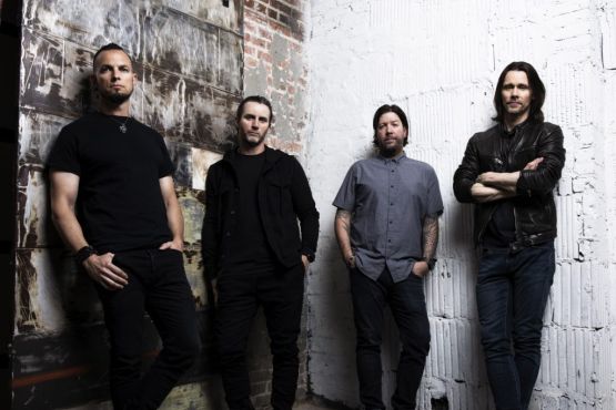 Alter Bridge – Walk The Sky