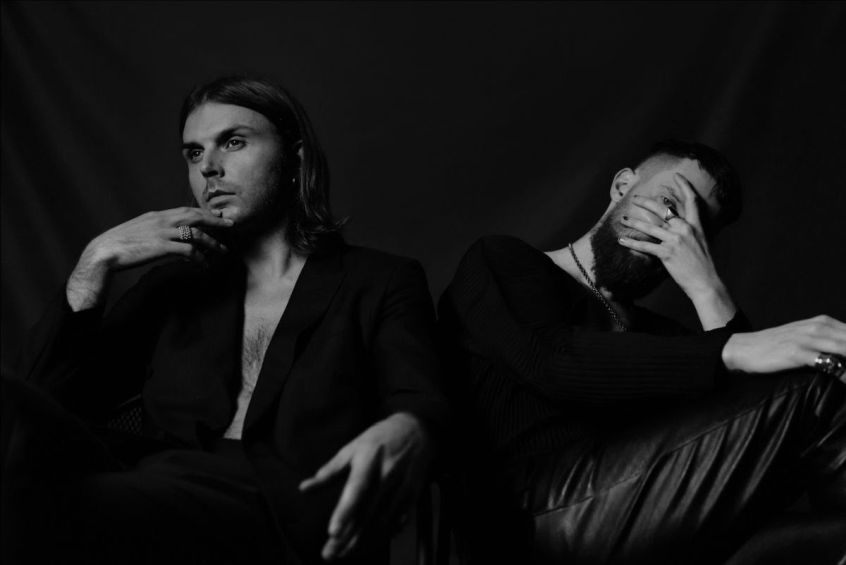 Ascolta “Redemption”, il nuovo assaggio dall’album degli Hurts