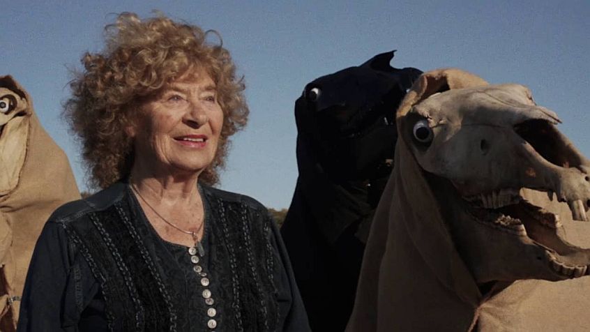 Nuovo estratto dal prossimo disco di Shirley Collins. Ascolta “Sweet Greens And Blues”.