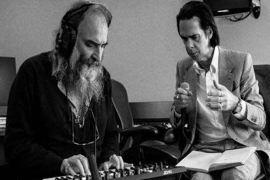 Nick Cave & Warren Ellis – Carnage