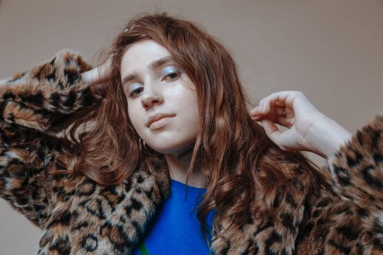 Clairo – Sling