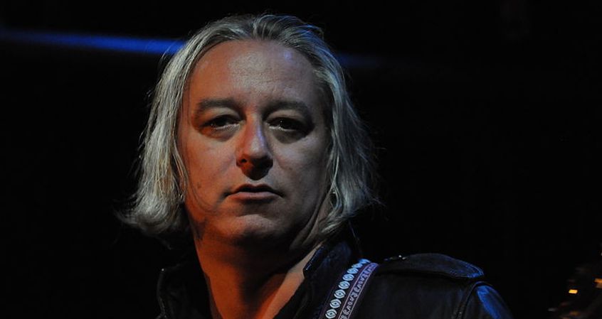 Peter Buck torna sullo scioglimento dei R.E.M.: “Fatto al momento giusto. Non si tornerà  indietro”