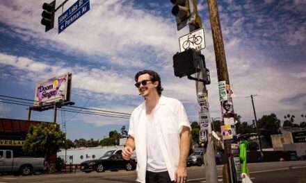 Chris Farren – Doom Singer